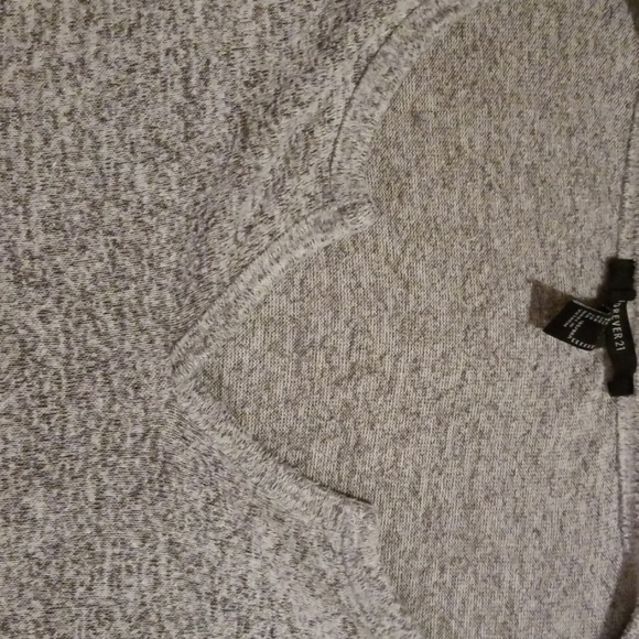 V Neck Sweater - Picture 2 of 2